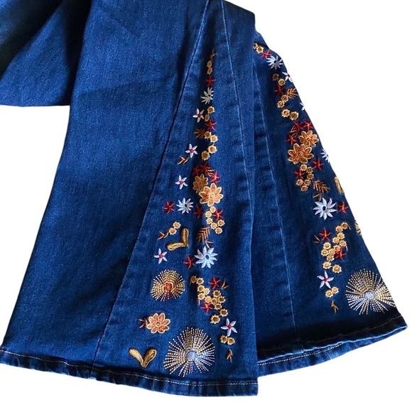 EMBROIDERED Floral Flare Leg Denim Blue Jeans #Bohemian Inspired - Picture 6 of 8